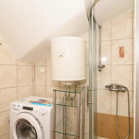 شقة Toni تْسْغيكفانِتْسا