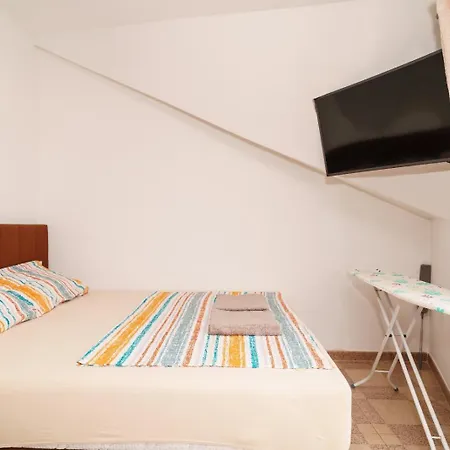 Toni Apartament *