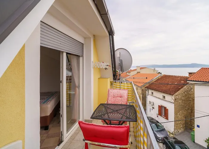 Toni 크리크베니카